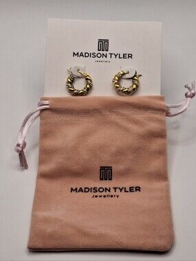 NWT Madison Tyler Gold Tone Twisted Crystal Huggie Hoop Earrings w/ Pouch
